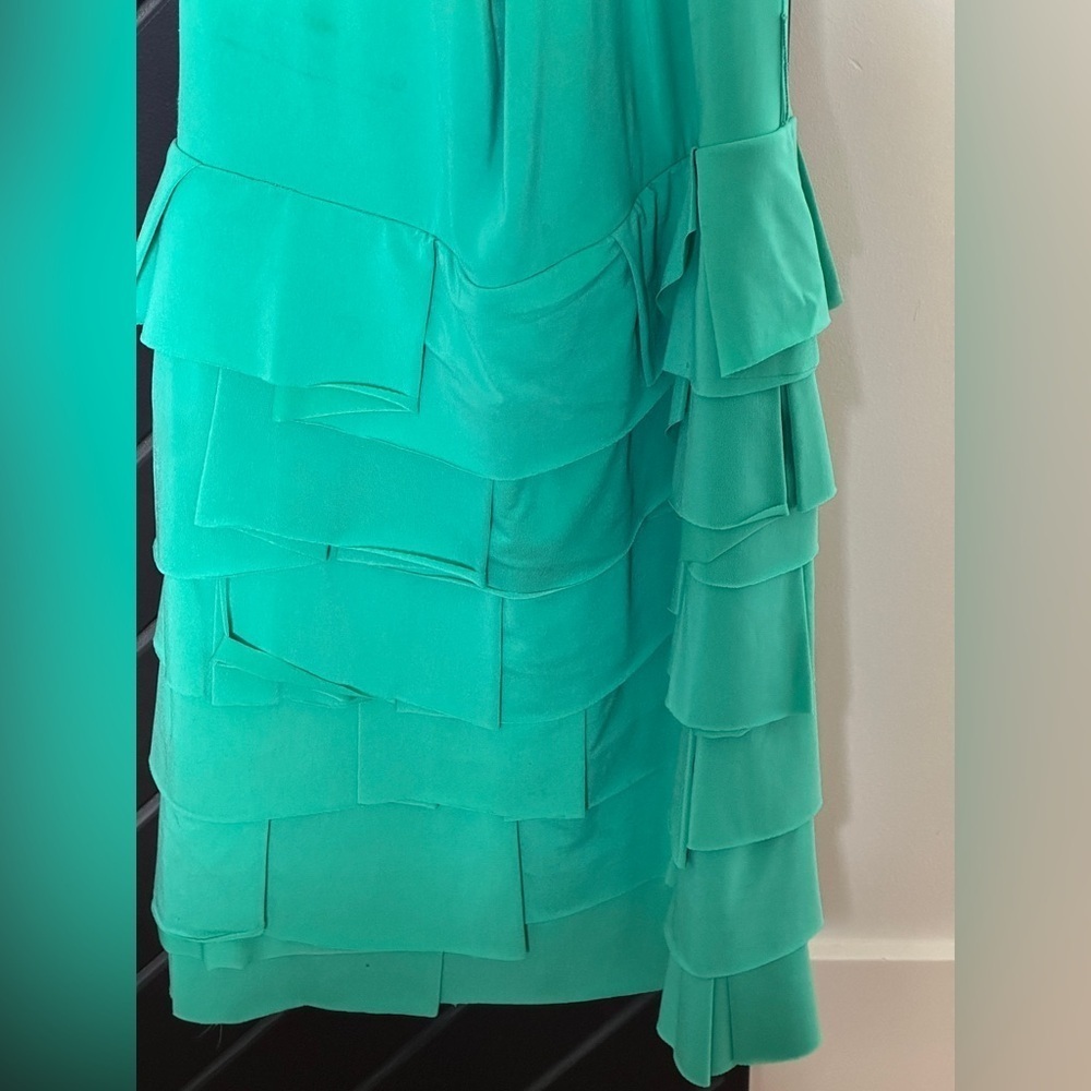 BCBGMaxAzria halter dress. Size XS. Excellent condition! - Picture 2 of 5